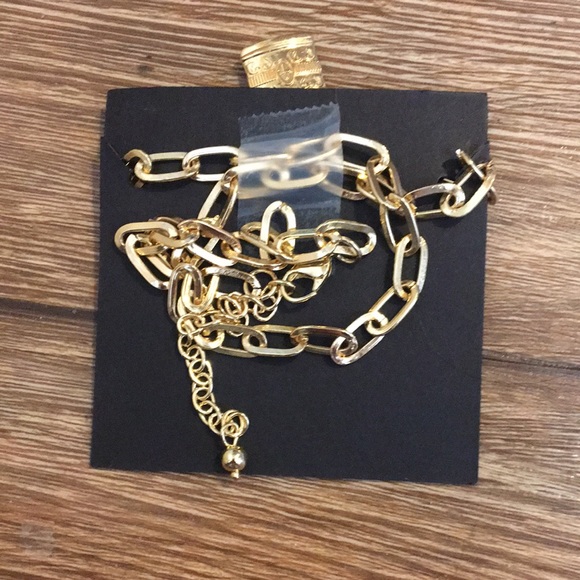 Area Stars Gold Tone Cross Padlock Pendant Necklace - Picture 6 of 8